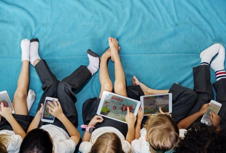 Technology And Young Children: 6 Positives of Using Devices